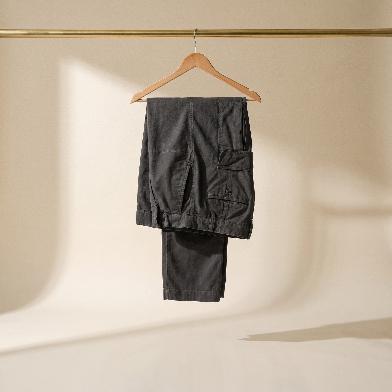 Clovrio — Men's Trousers & Shorts collection