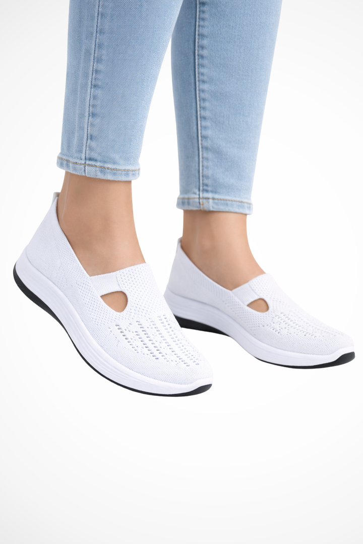 Siopie Women's Slip On Casual Trainers in White