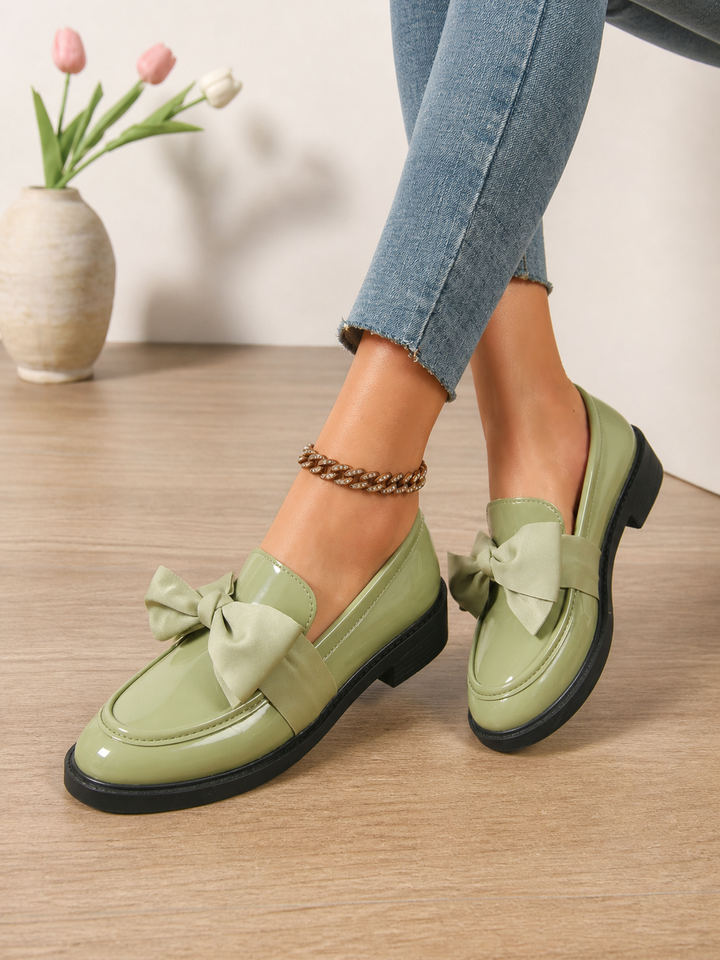 Women's Classic Leather Bow Detail Loafers