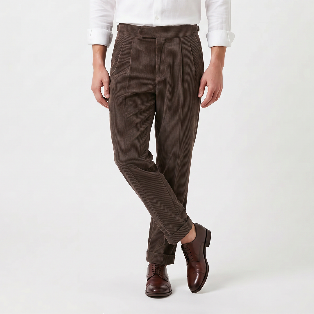 Men's Classic High-Rise Pleated Tapered Trousers