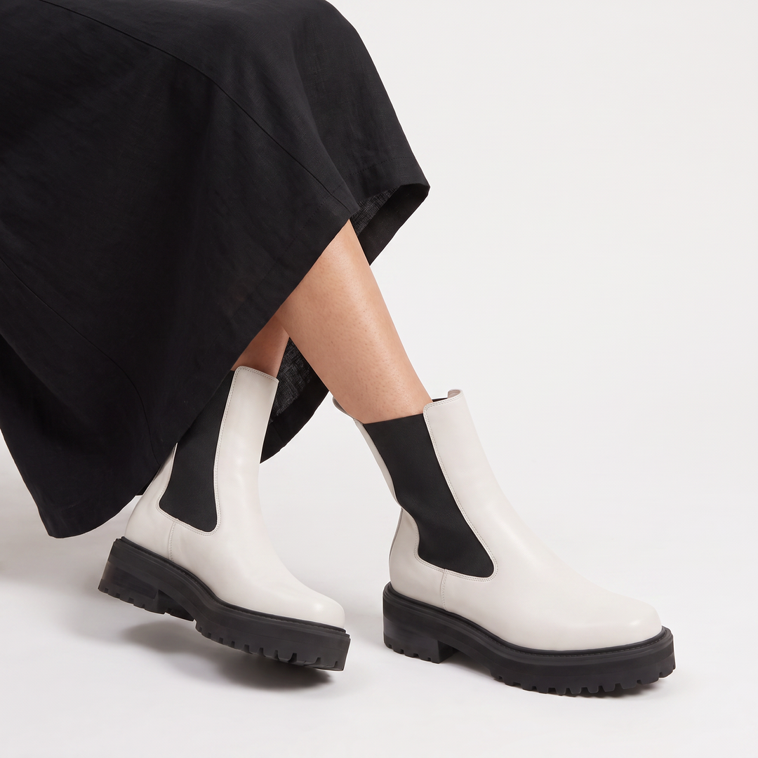 Women's Stylish Leather Platform Chelsea Boots