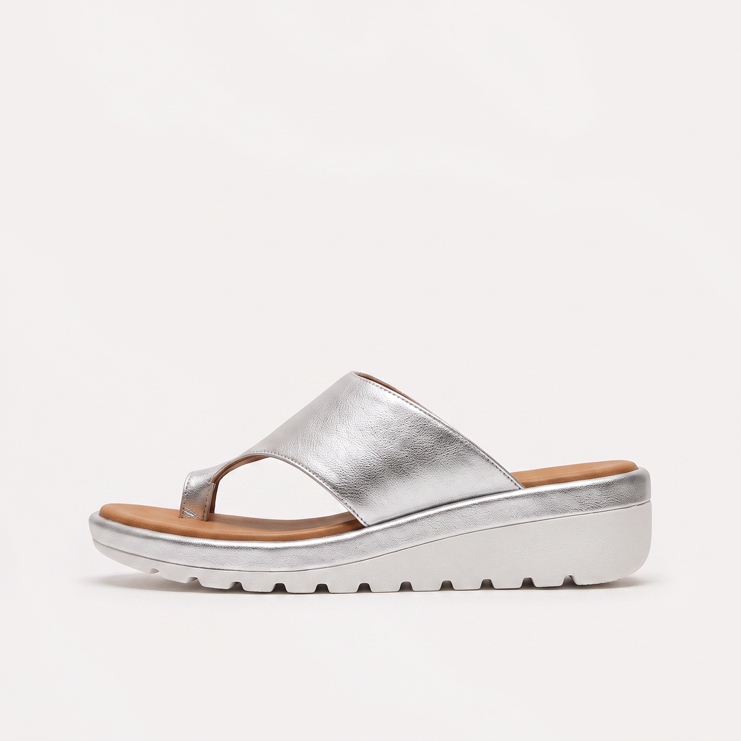 Women's Stylish Leather Toe-Loop Platform Sandals