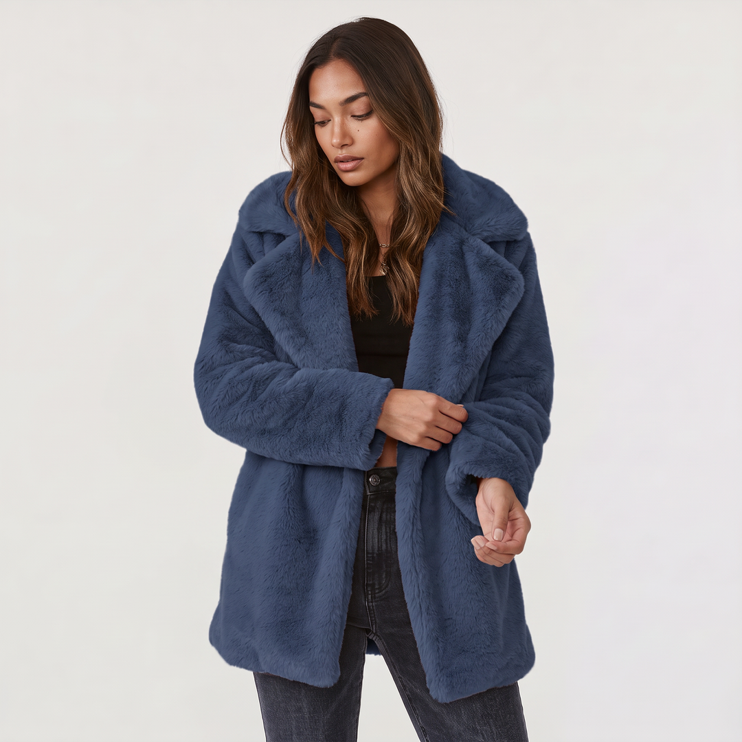 Women's Plush Oversized Short Wool Coat
