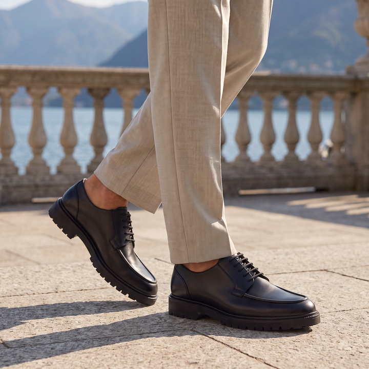 Men's Classic Leather Apron-Toe Derby Shoes
