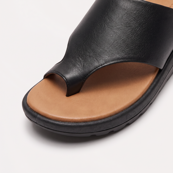 Women's Stylish Leather Toe-Loop Platform Sandals
