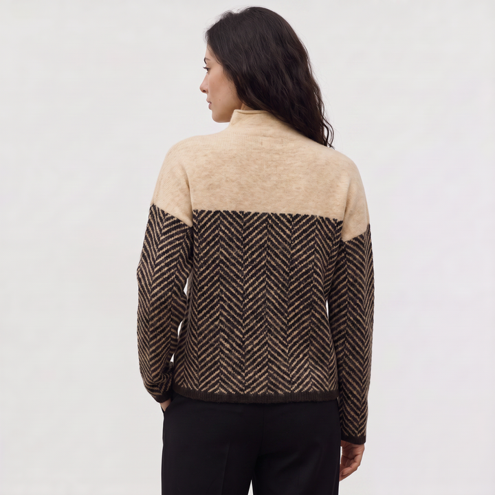 Women's Relaxed Knit Turtleneck Sweater in Beige