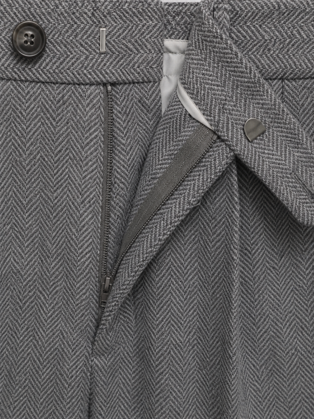 Men's Classic Herringbone Pleated Straight Leg Trousers