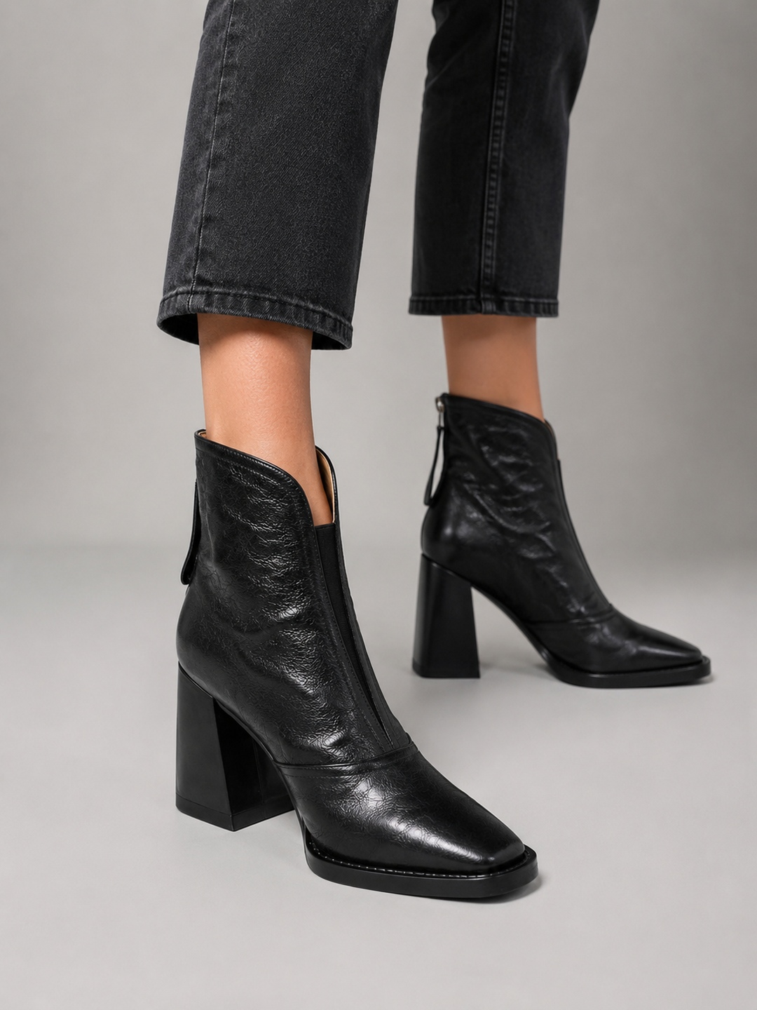 Women's Elegant Leather Block Heel Ankle Boots