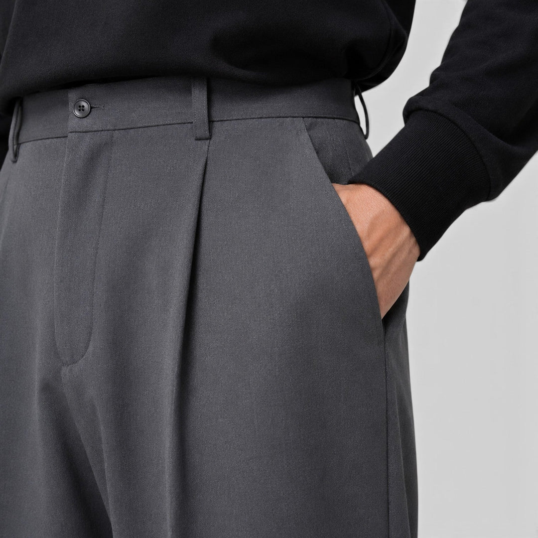 Men's Casual Loose Fit Pleated Cotton Trousers