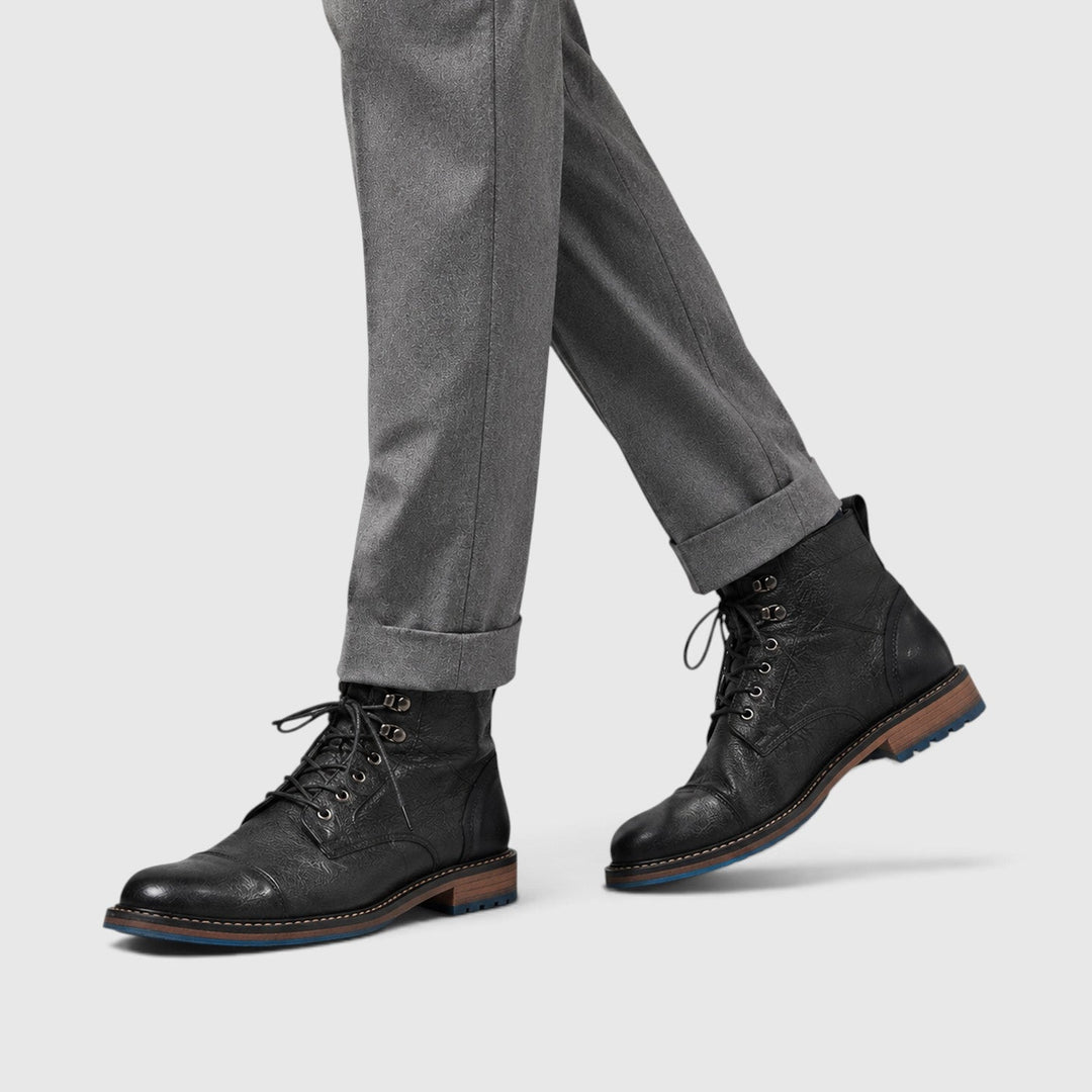 Men's Classic Leather Lace-Up Walking Boots