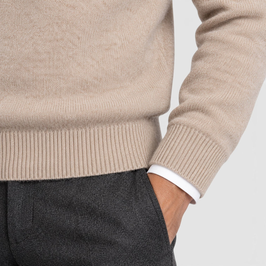Men's Slim Fit Knit V-Neck Jumper
