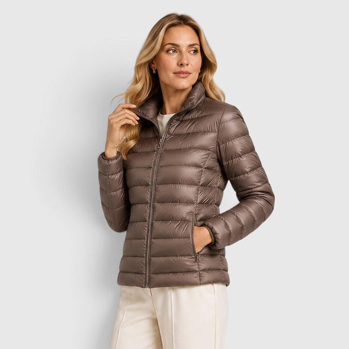 Women's Lightweight Quilted Slim Fit Puffer Jacket with Zip-Up
