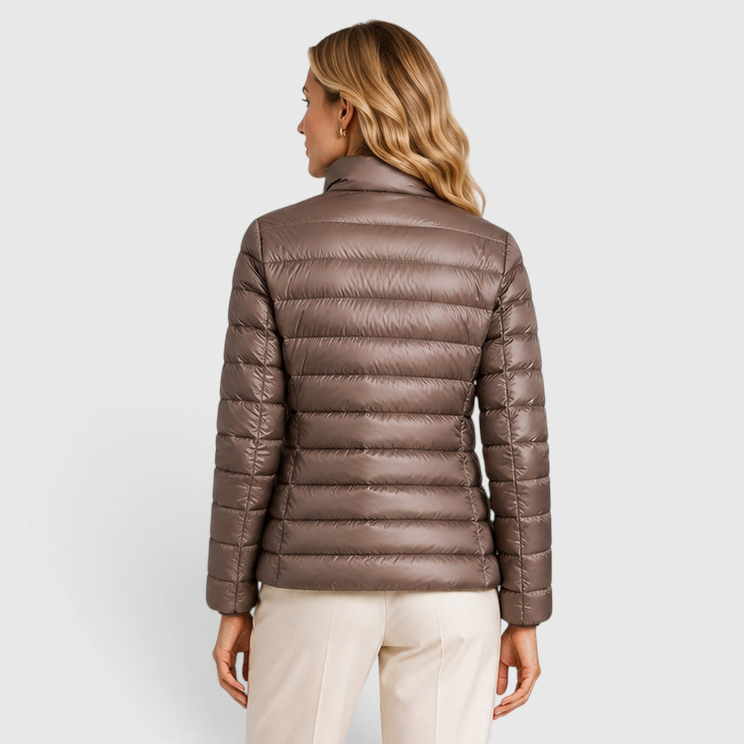 Women's Lightweight Quilted Slim Fit Puffer Jacket with Zip-Up