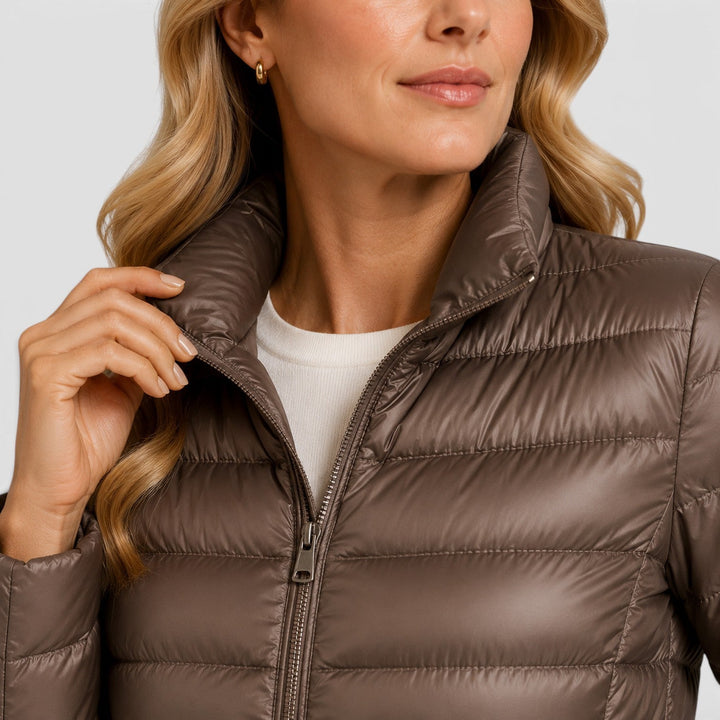 Women's Lightweight Quilted Slim Fit Puffer Jacket with Zip-Up