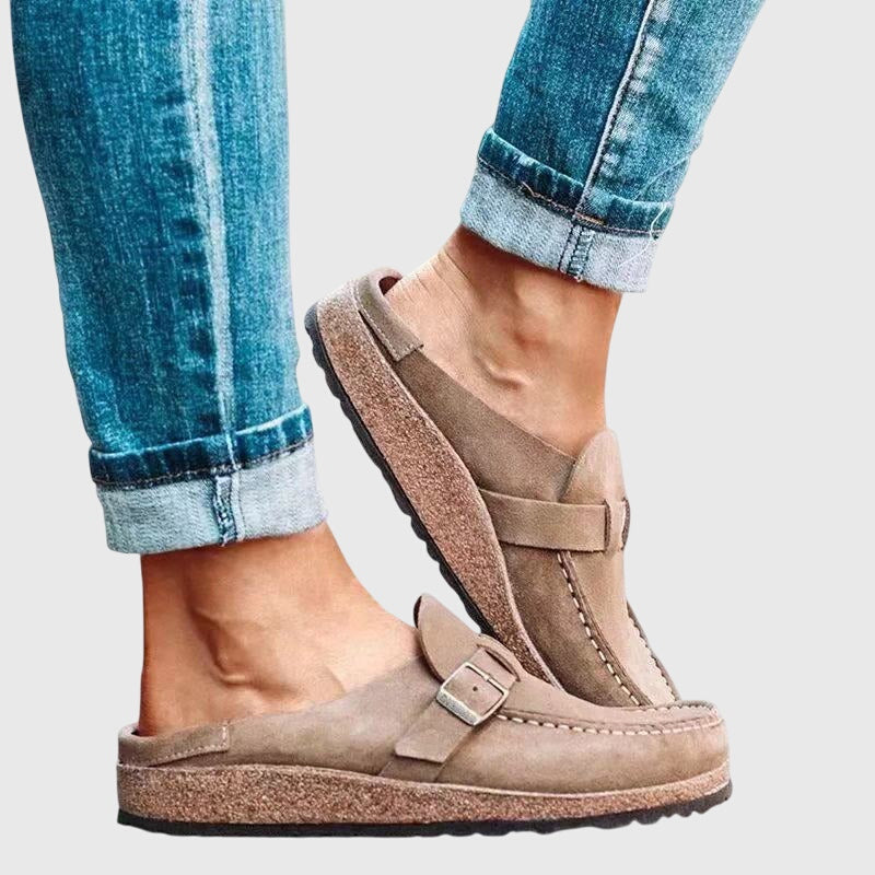Women's Comfortable Supportive Leather Clogs