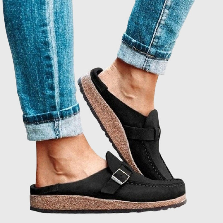 Women's Comfortable Supportive Leather Clogs