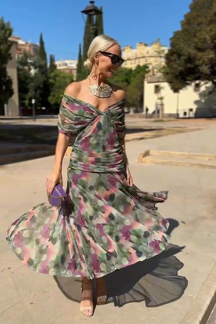 Women's Elegant Pleated Gradient Maxi Dress